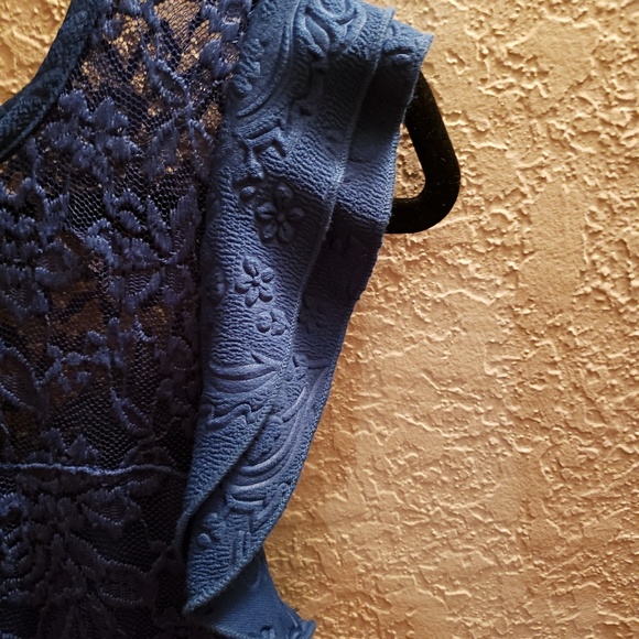 Beautiful Floral Lace Dress ##NWOT**Last Chance - Picture 4 of 8